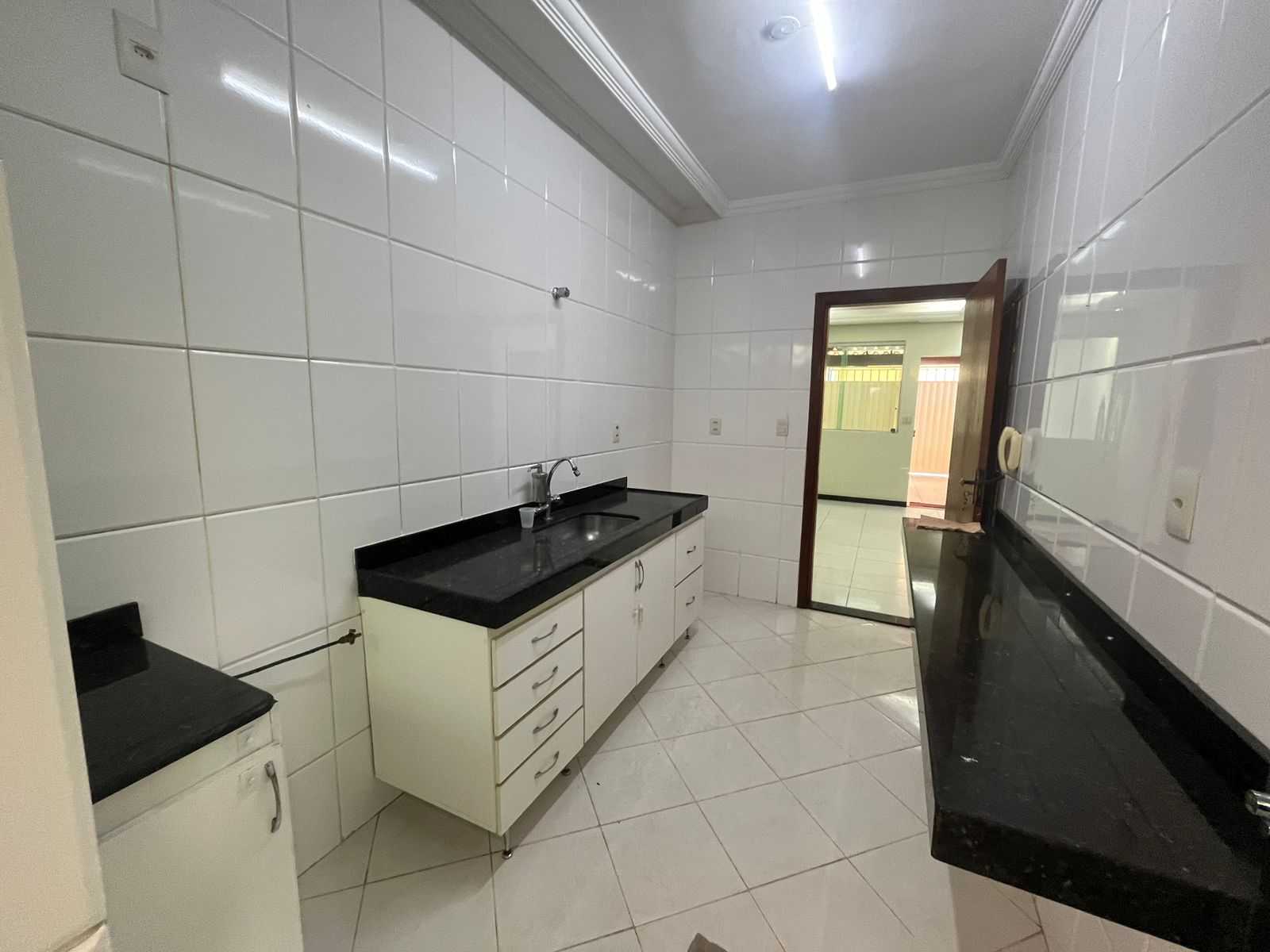 Casa à venda com 2 quartos, 71m² - Foto 25