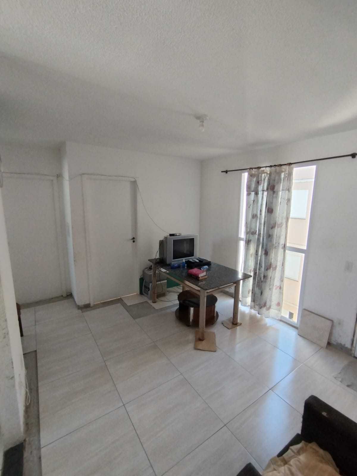 Apartamento à venda com 2 quartos, 43m² - Foto 2