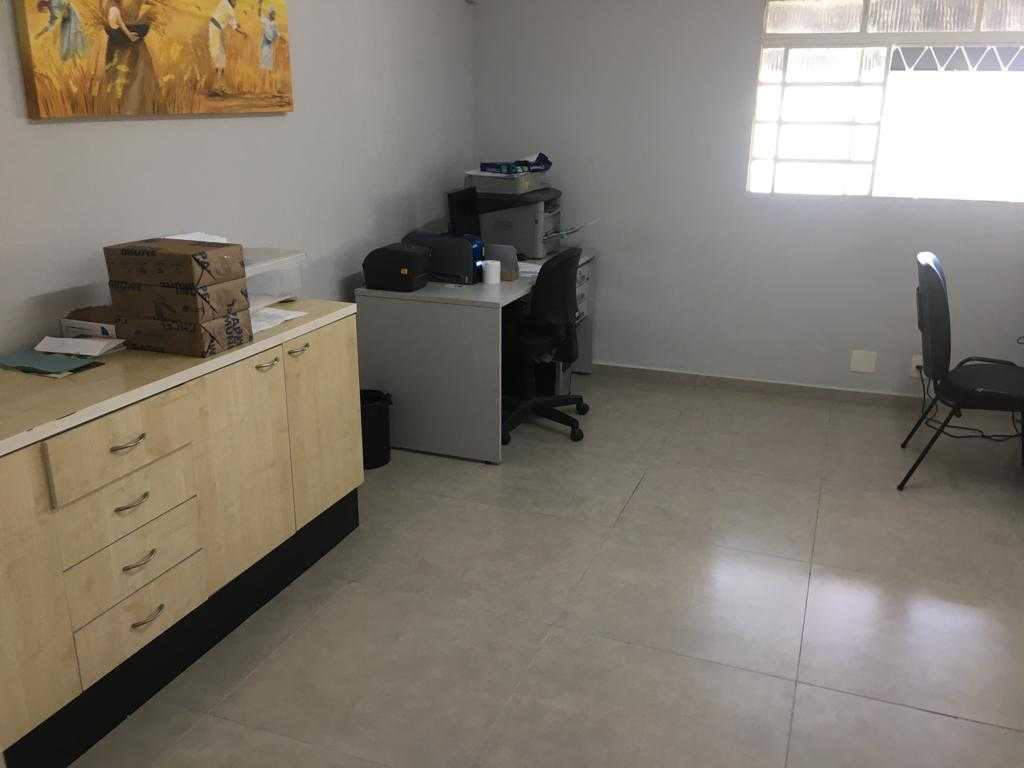 Loja-Salão à venda com 4 quartos, 266m² - Foto 18