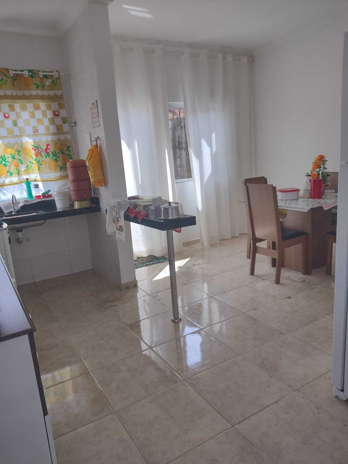 Casa à venda com 2 quartos, 118m² - Foto 2