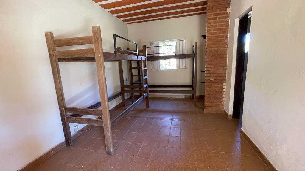 Chácara à venda com 5 quartos, 110m² - Foto 9