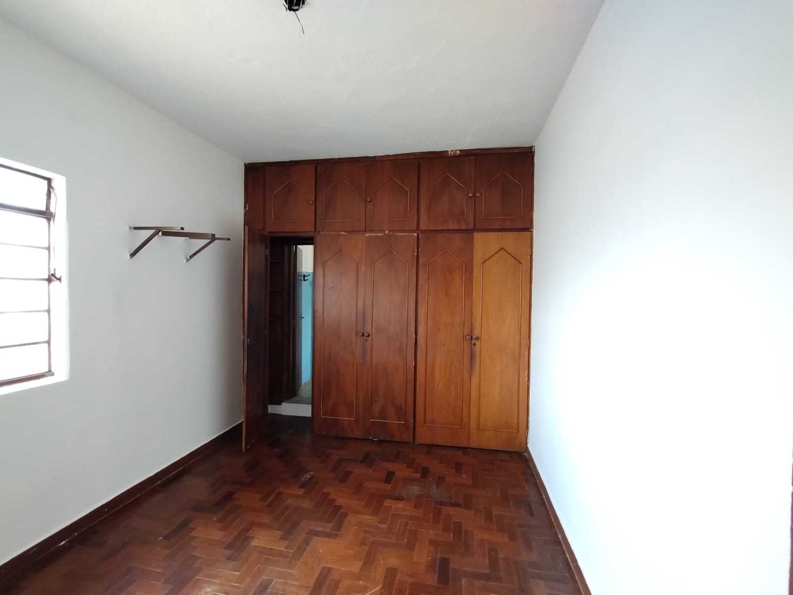 Casa para alugar com 3 quartos, 95m² - Foto 11