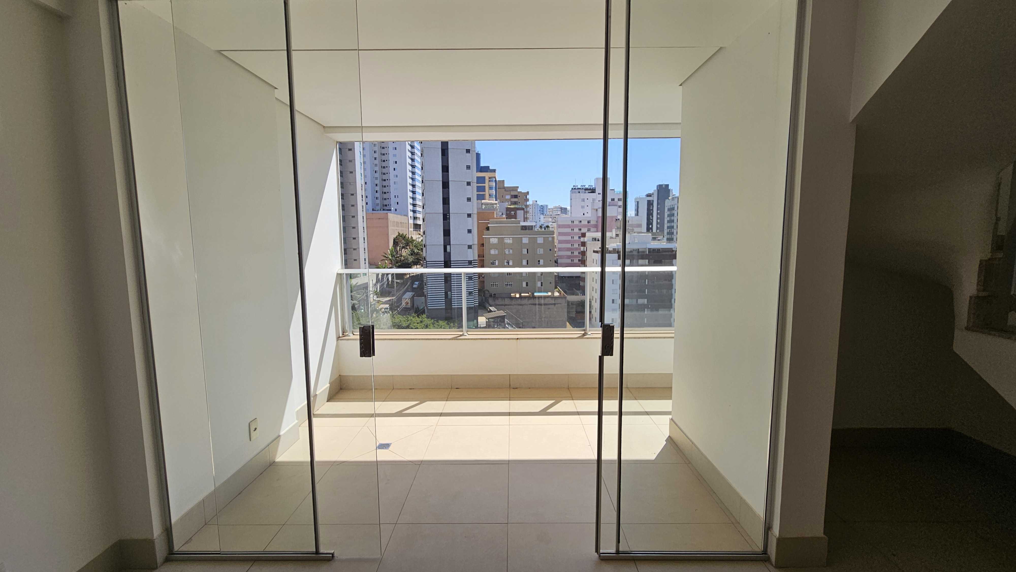 Cobertura à venda com 4 quartos, 256m² - Foto 4