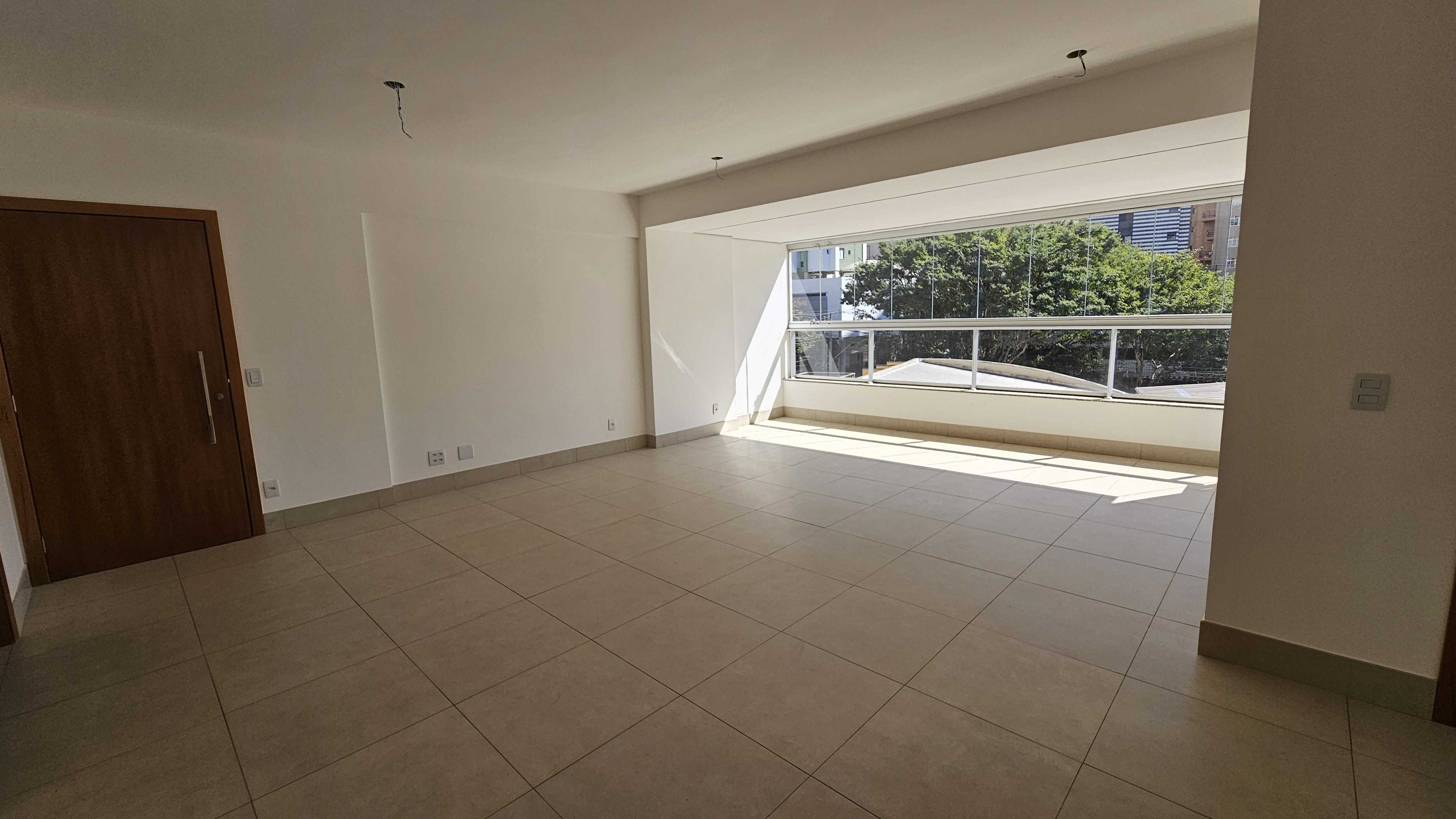 Apartamento à venda com 4 quartos, 128m² - Foto 2