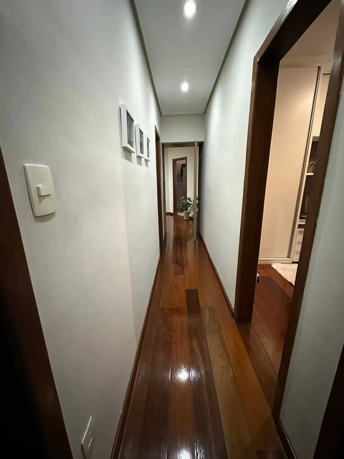 Apartamento à venda com 3 quartos, 130m² - Foto 18