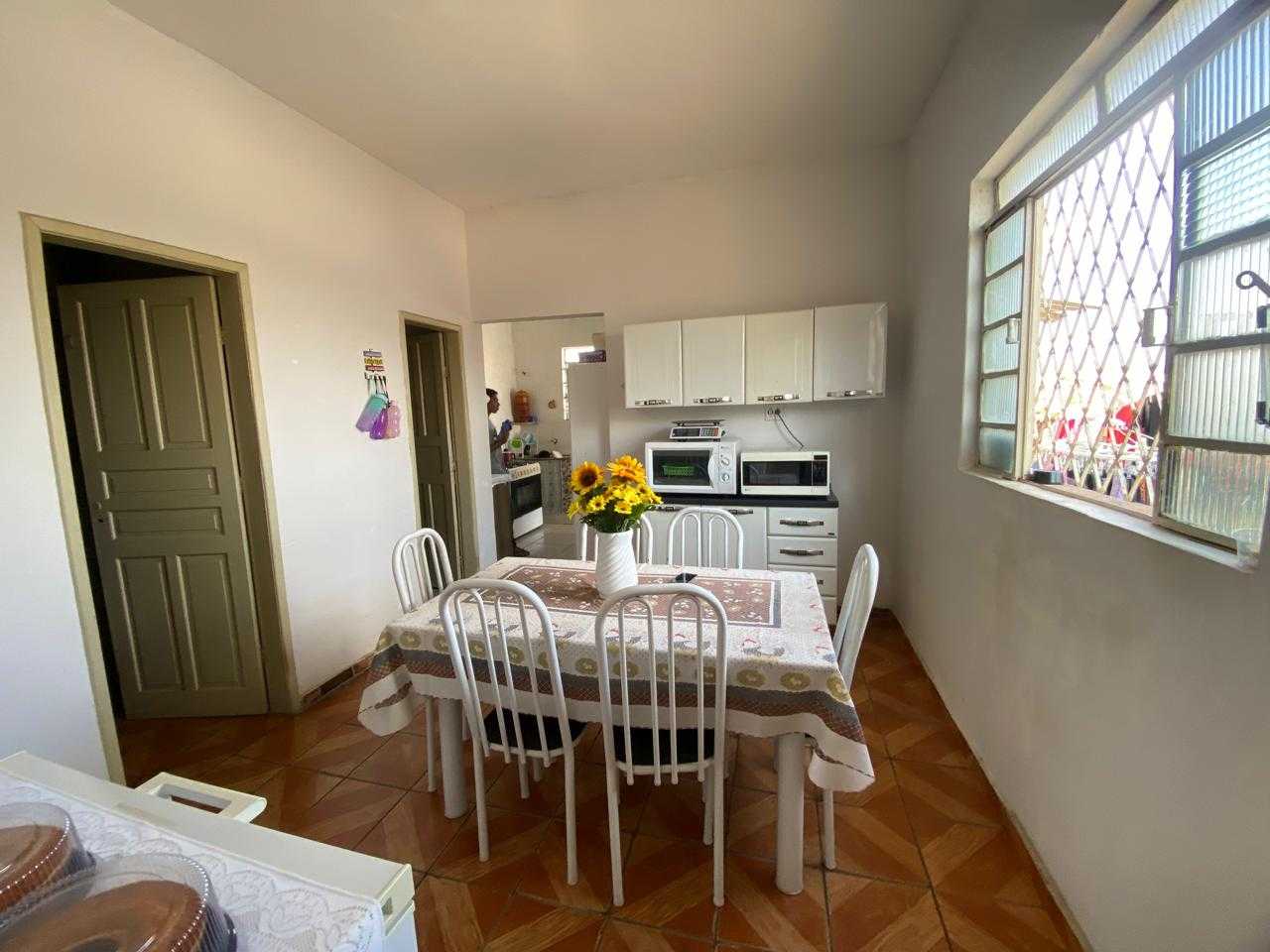 Casa à venda com 3 quartos, 131m² - Foto 9