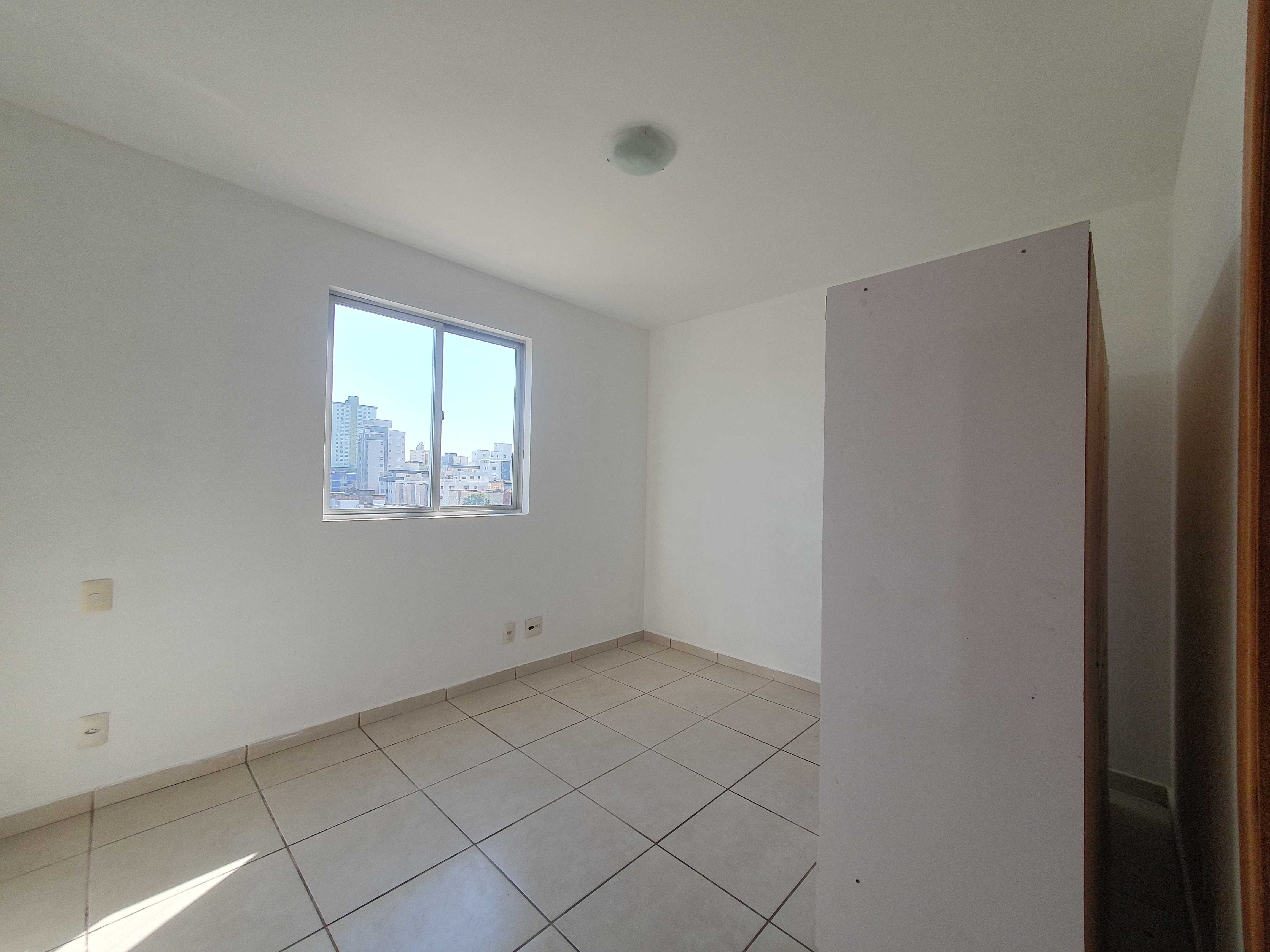 Apartamento à venda com 3 quartos, 80m² - Foto 9