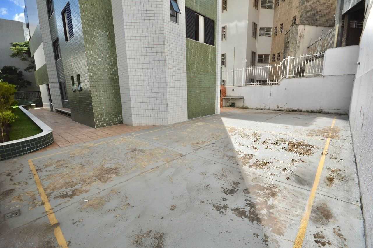 Apartamento à venda com 4 quartos, 189m² - Foto 24