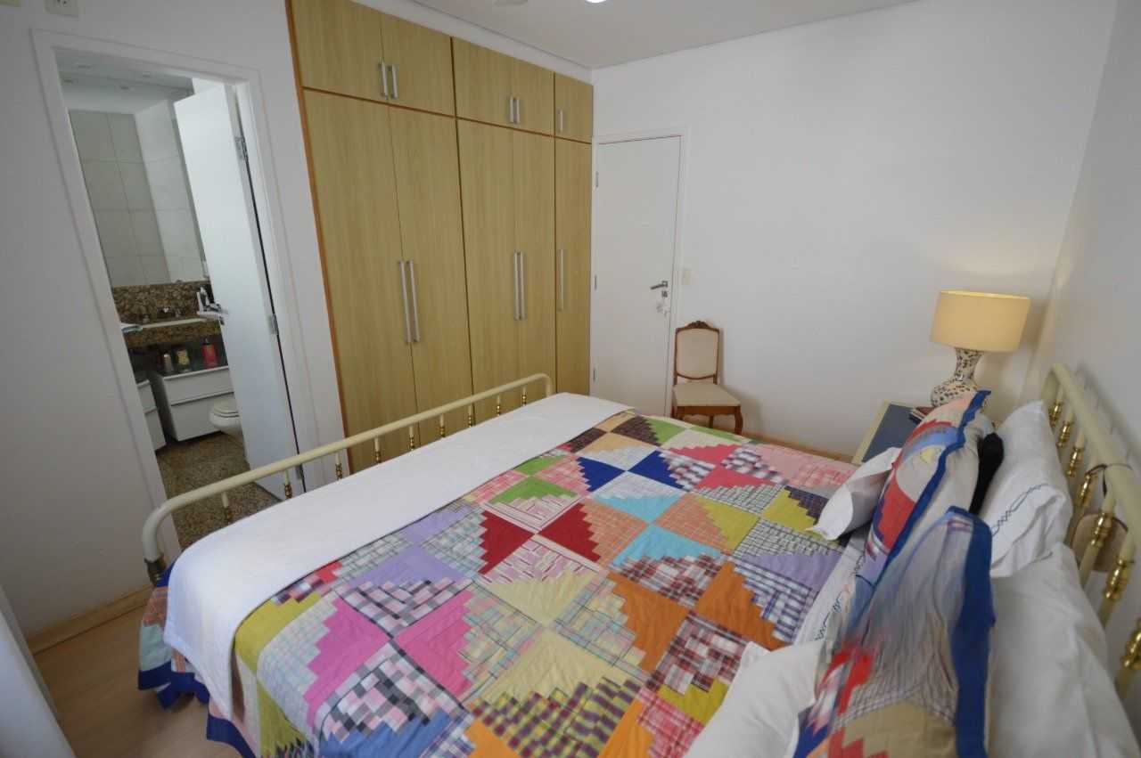 Apartamento à venda com 4 quartos, 189m² - Foto 8