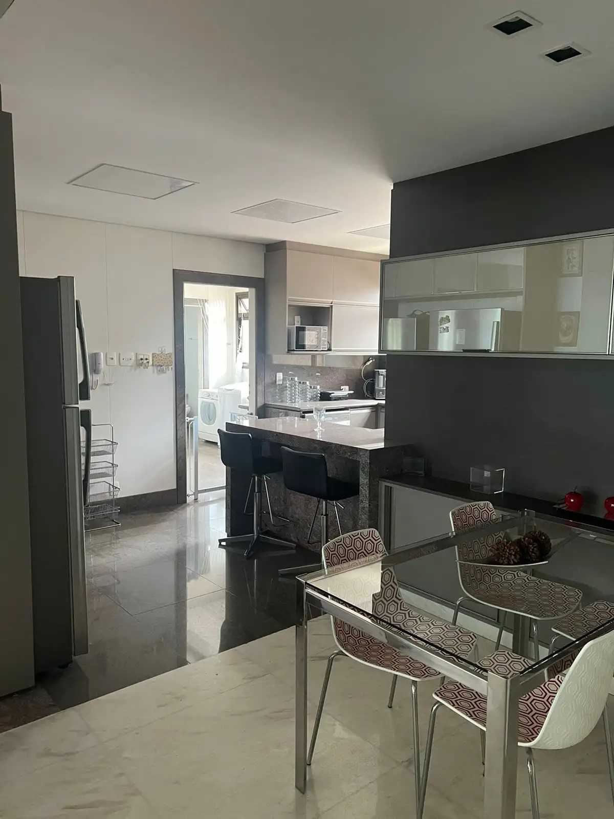 Apartamento à venda com 4 quartos, 275m² - Foto 14