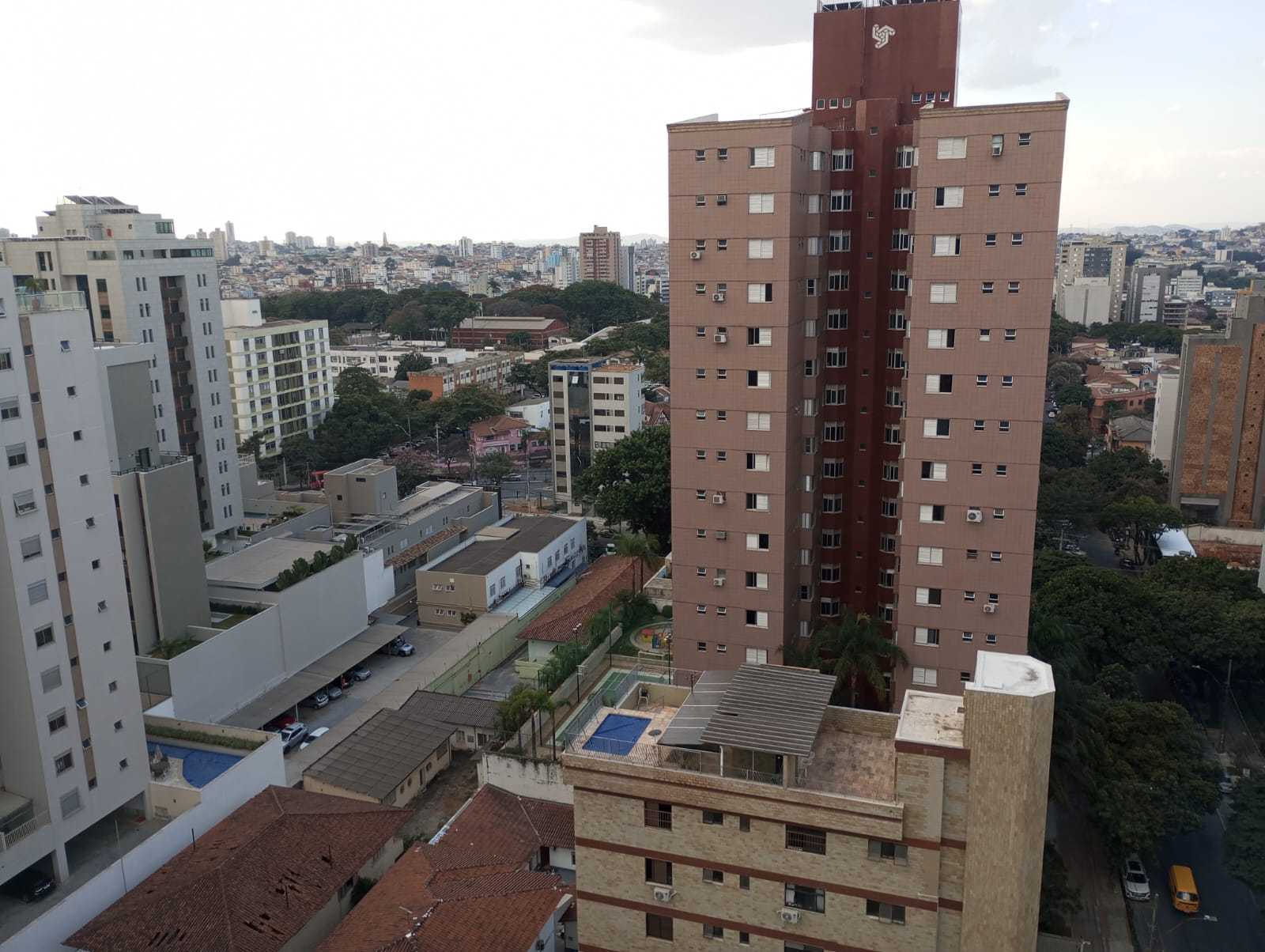 Apartamento à venda com 4 quartos, 220m² - Foto 17