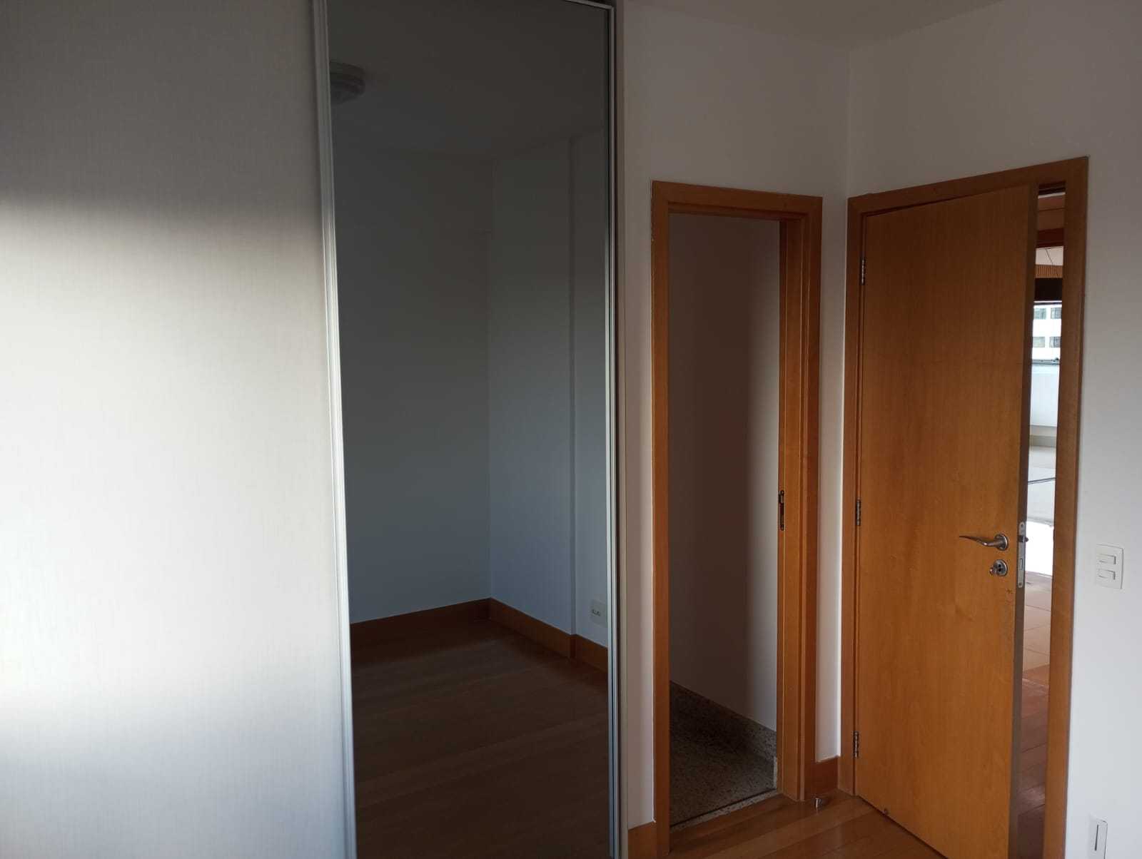 Apartamento à venda com 4 quartos, 220m² - Foto 24