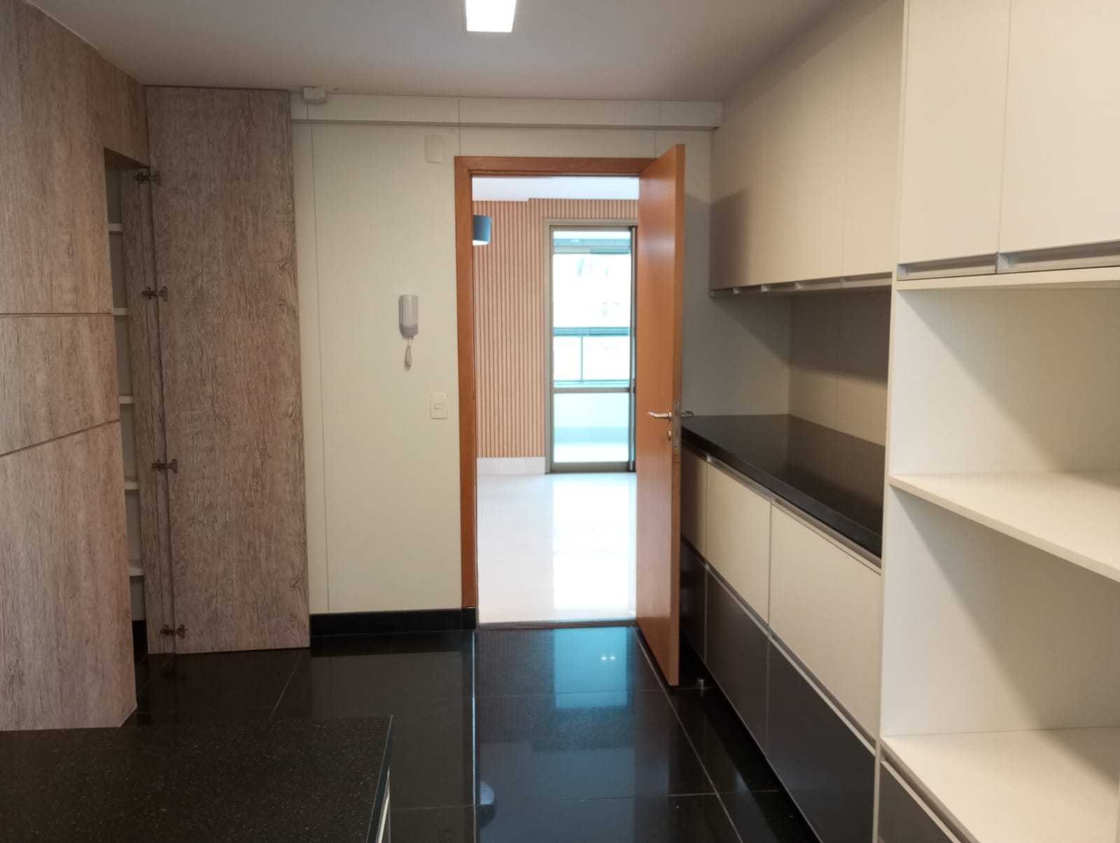 Apartamento à venda com 4 quartos, 220m² - Foto 25