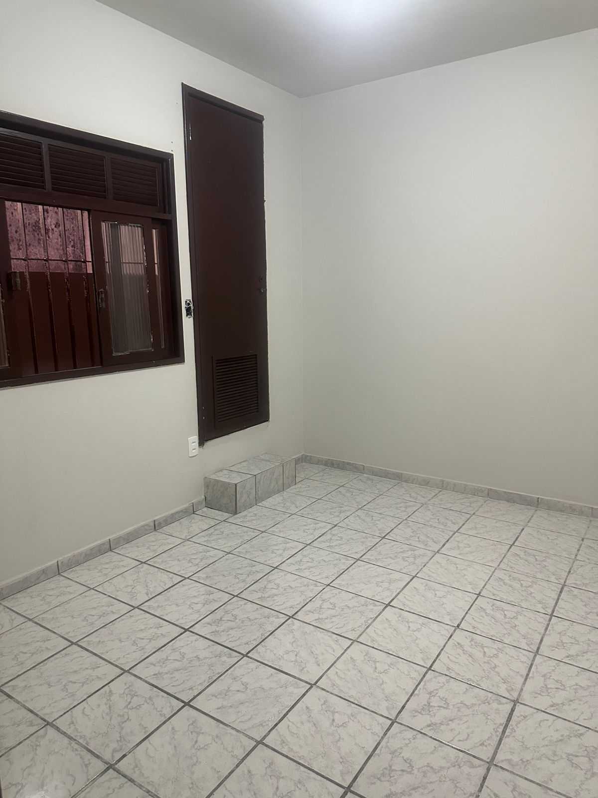 Casa à venda com 4 quartos, 300m² - Foto 7