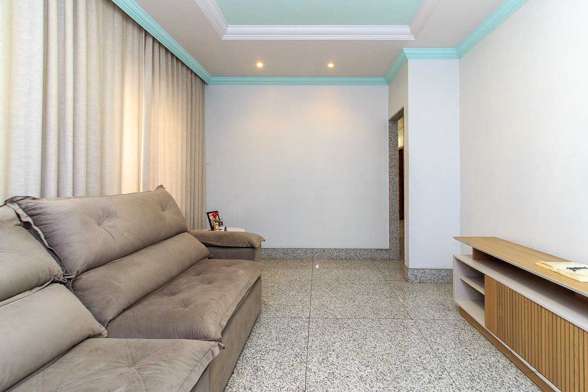 Apartamento à venda com 3 quartos, 118m² - Foto 1