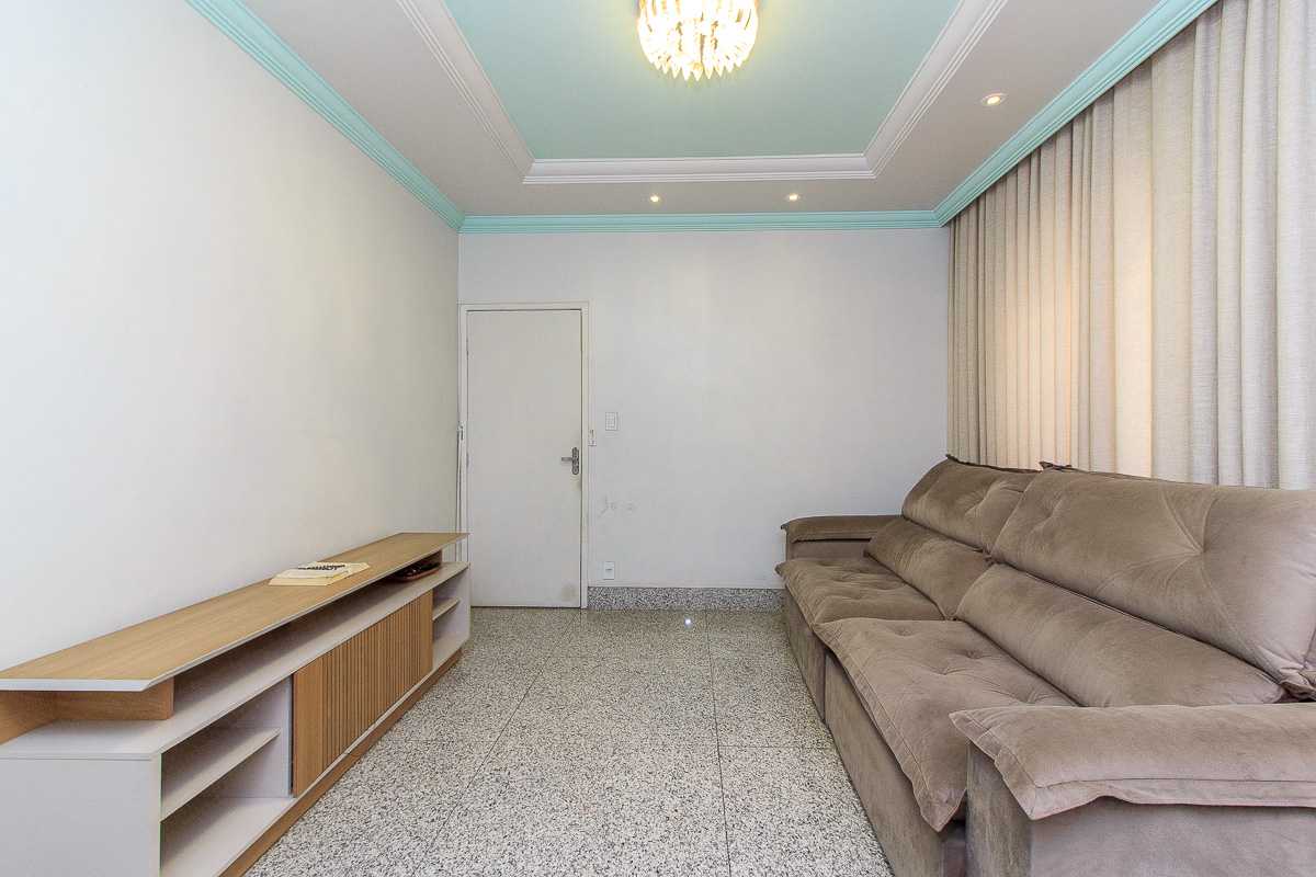 Apartamento à venda com 3 quartos, 118m² - Foto 2