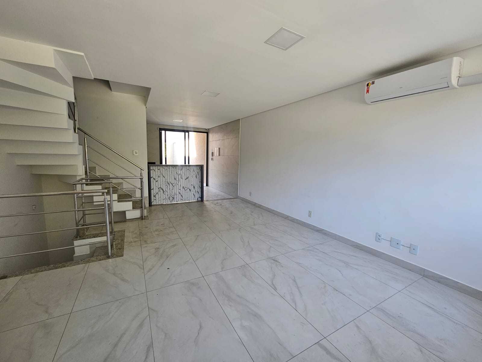 Casa à venda com 3 quartos, 190m² - Foto 7