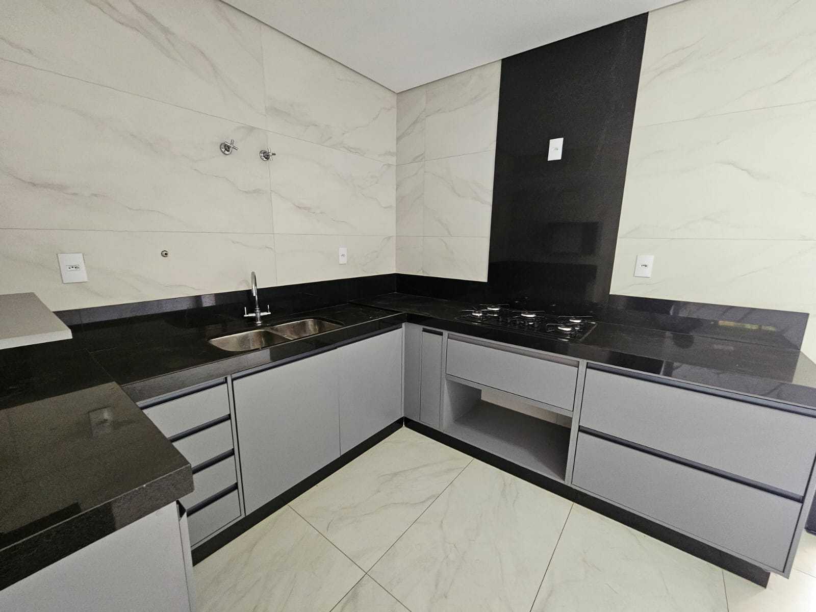 Casa à venda com 3 quartos, 190m² - Foto 14