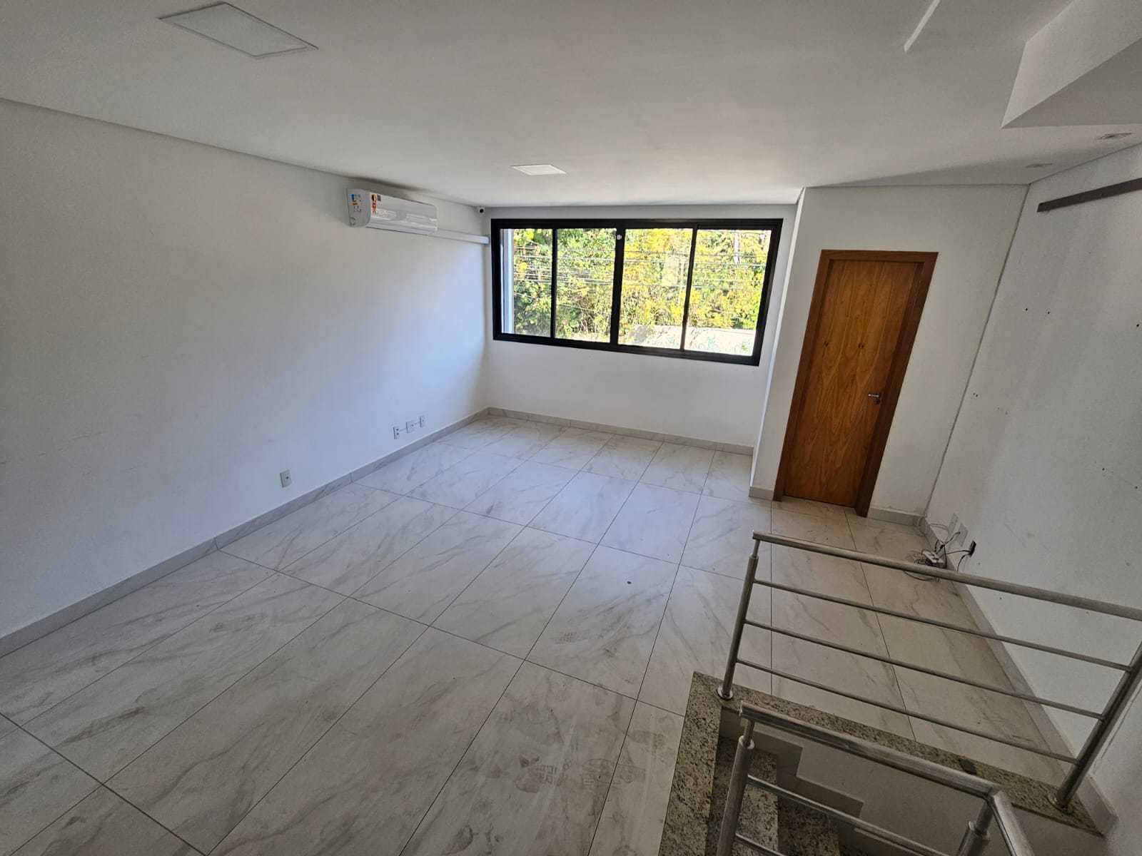 Casa à venda com 3 quartos, 190m² - Foto 8