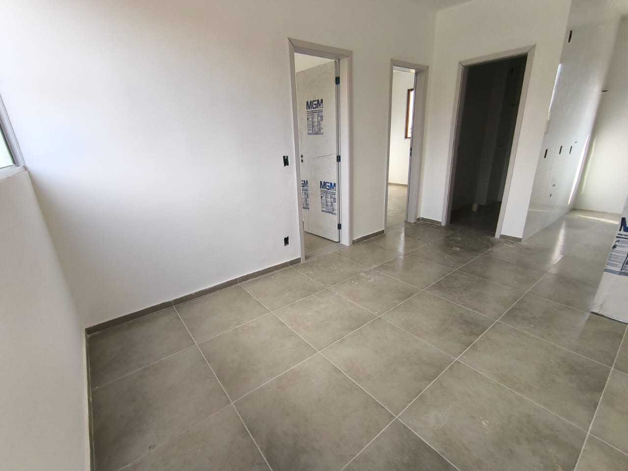 Apartamento à venda com 2 quartos, 70m² - Foto 1