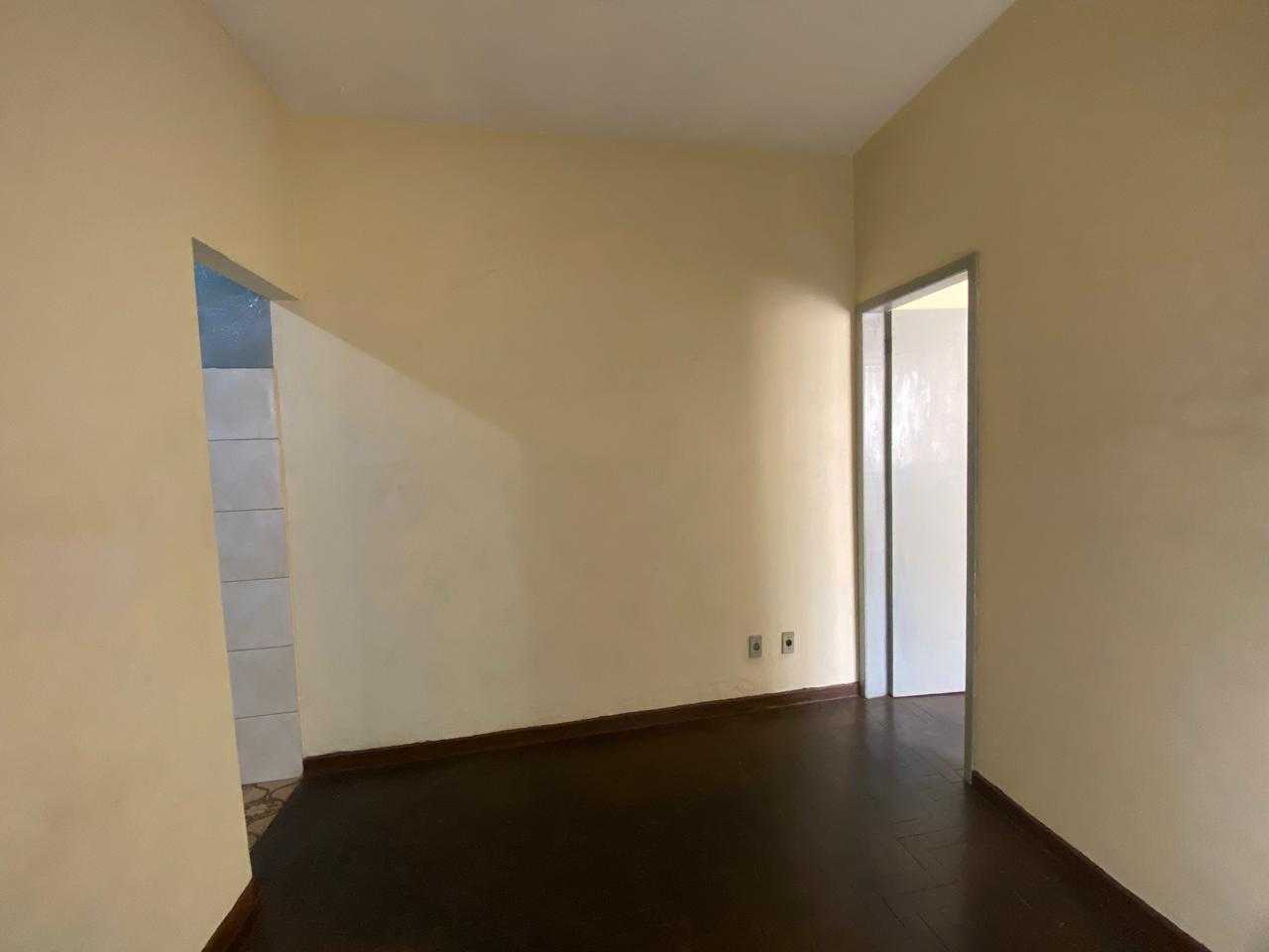 Casa para alugar com 1 quarto, 60m² - Foto 3