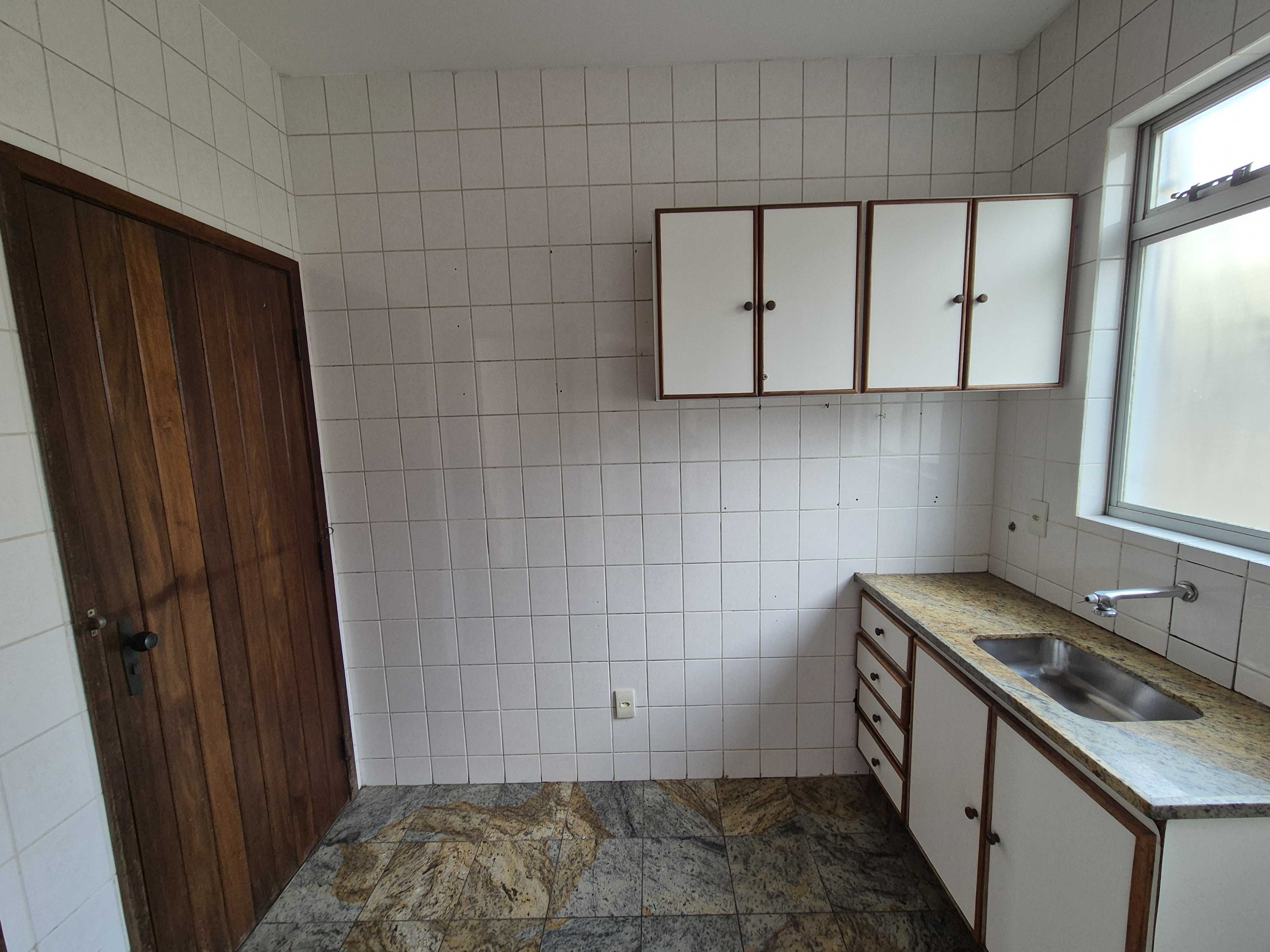 Apartamento à venda com 3 quartos, 76m² - Foto 12