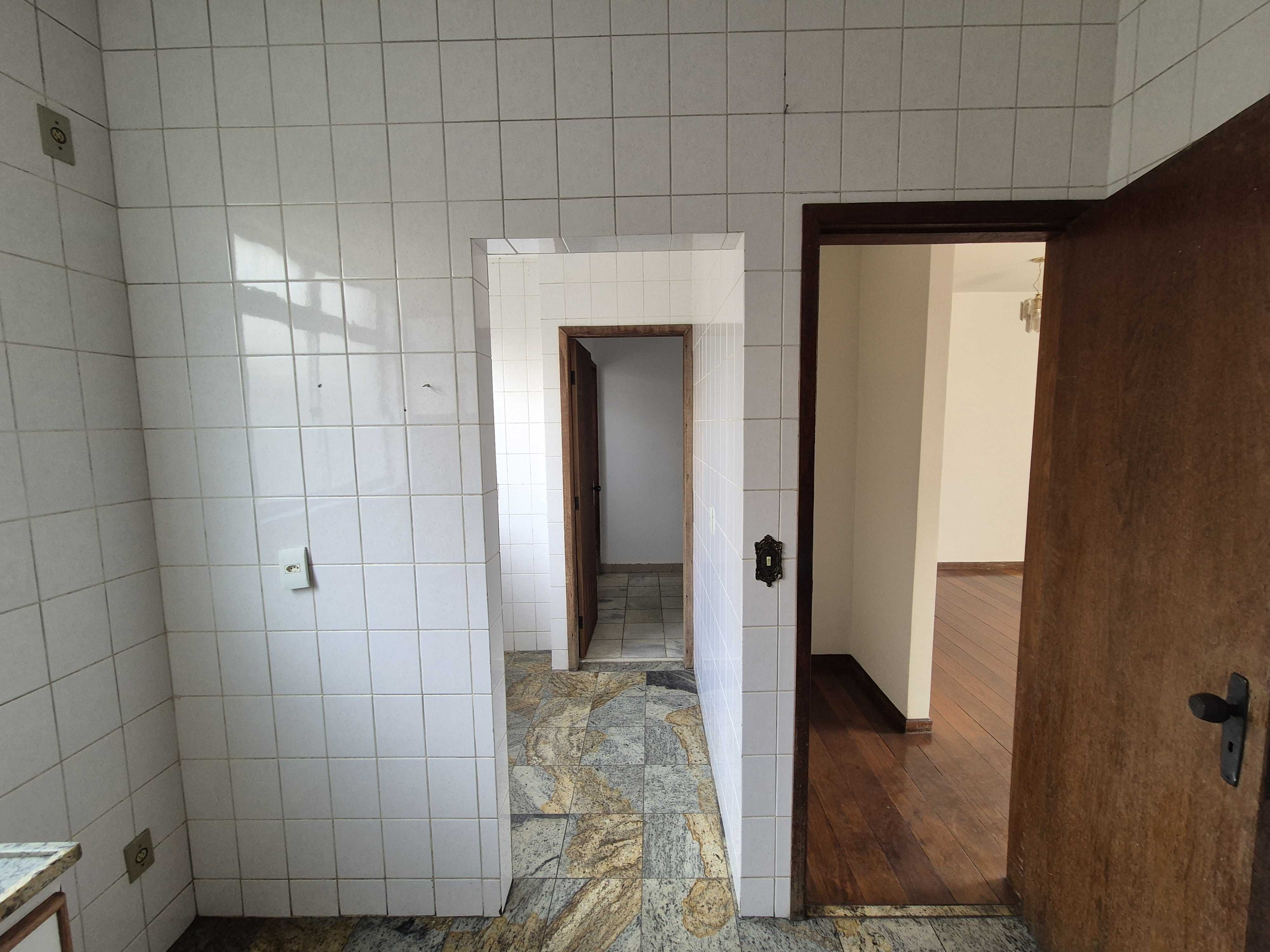 Apartamento à venda com 3 quartos, 76m² - Foto 14