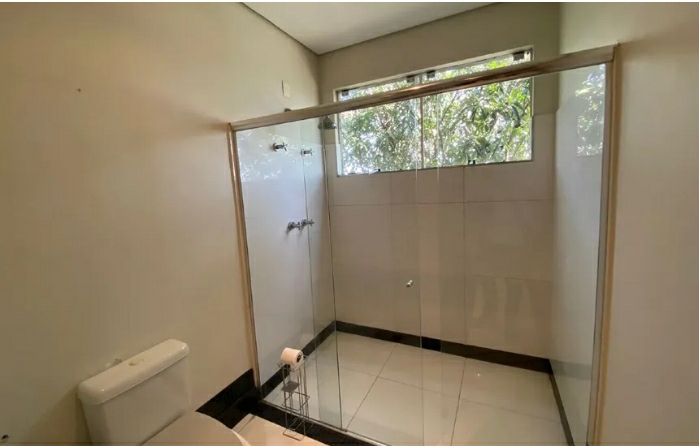 Casa para alugar com 3 quartos, 351m² - Foto 11