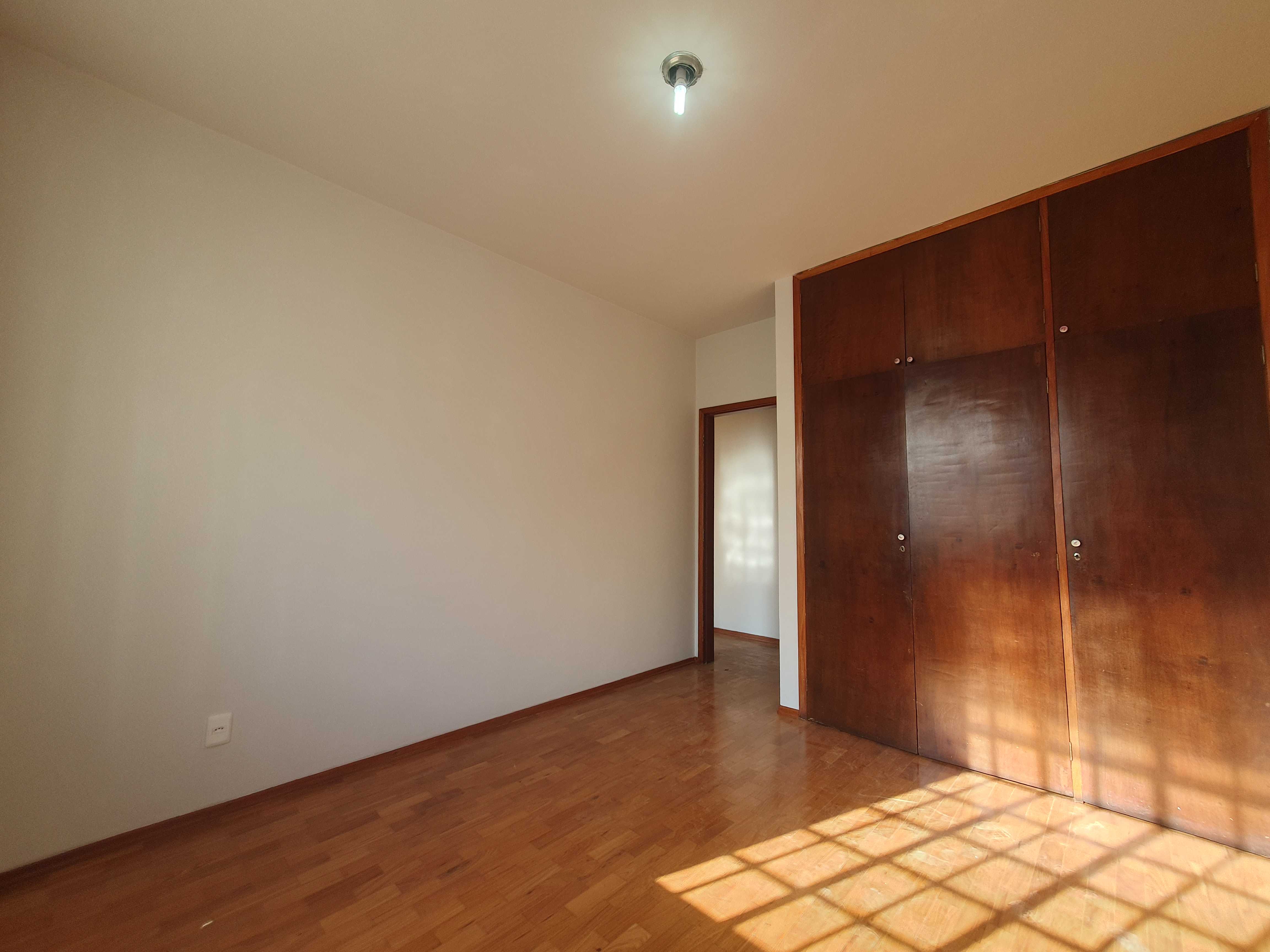 Apartamento à venda com 4 quartos, 122m² - Foto 8