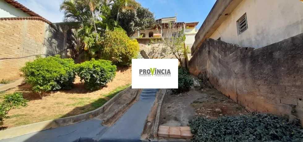 Casa à venda com 2 quartos, 360m² - Foto 3