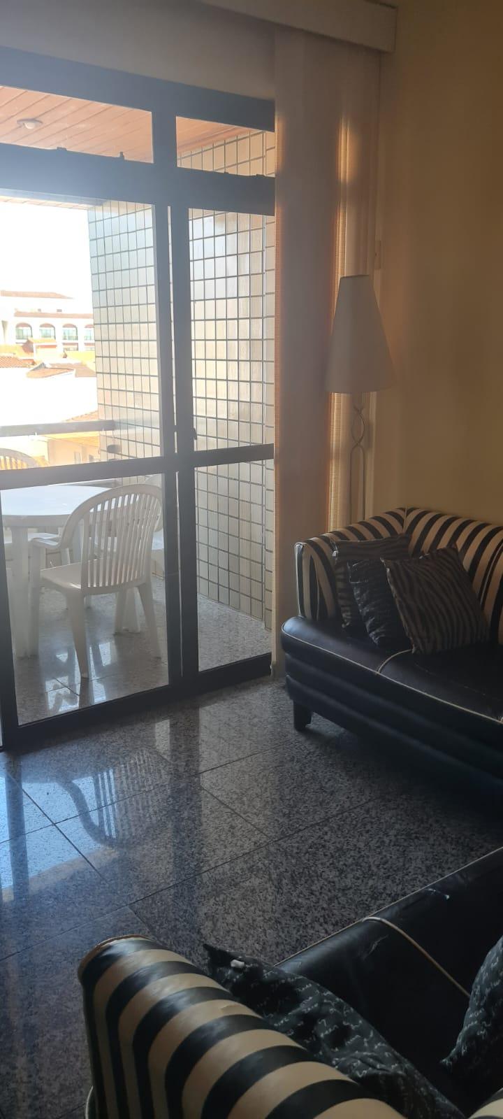 Apartamento à venda com 3 quartos, 145m² - Foto 3