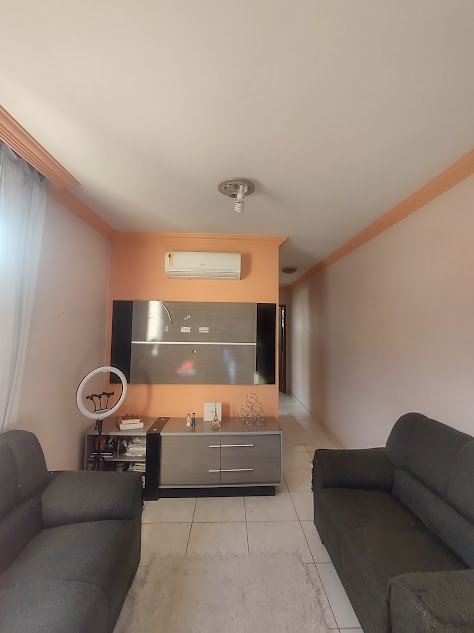 Apartamento à venda com 2 quartos, 74m² - Foto 2