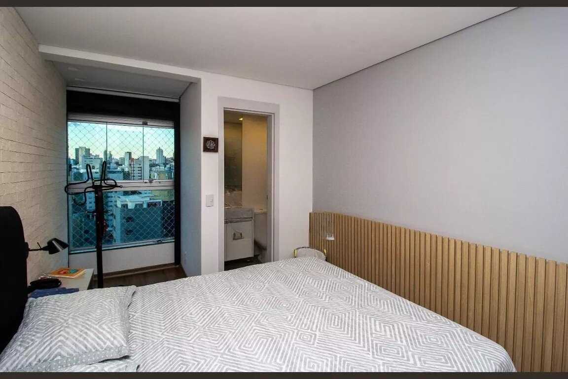 Apartamento à venda com 3 quartos, 176m² - Foto 12