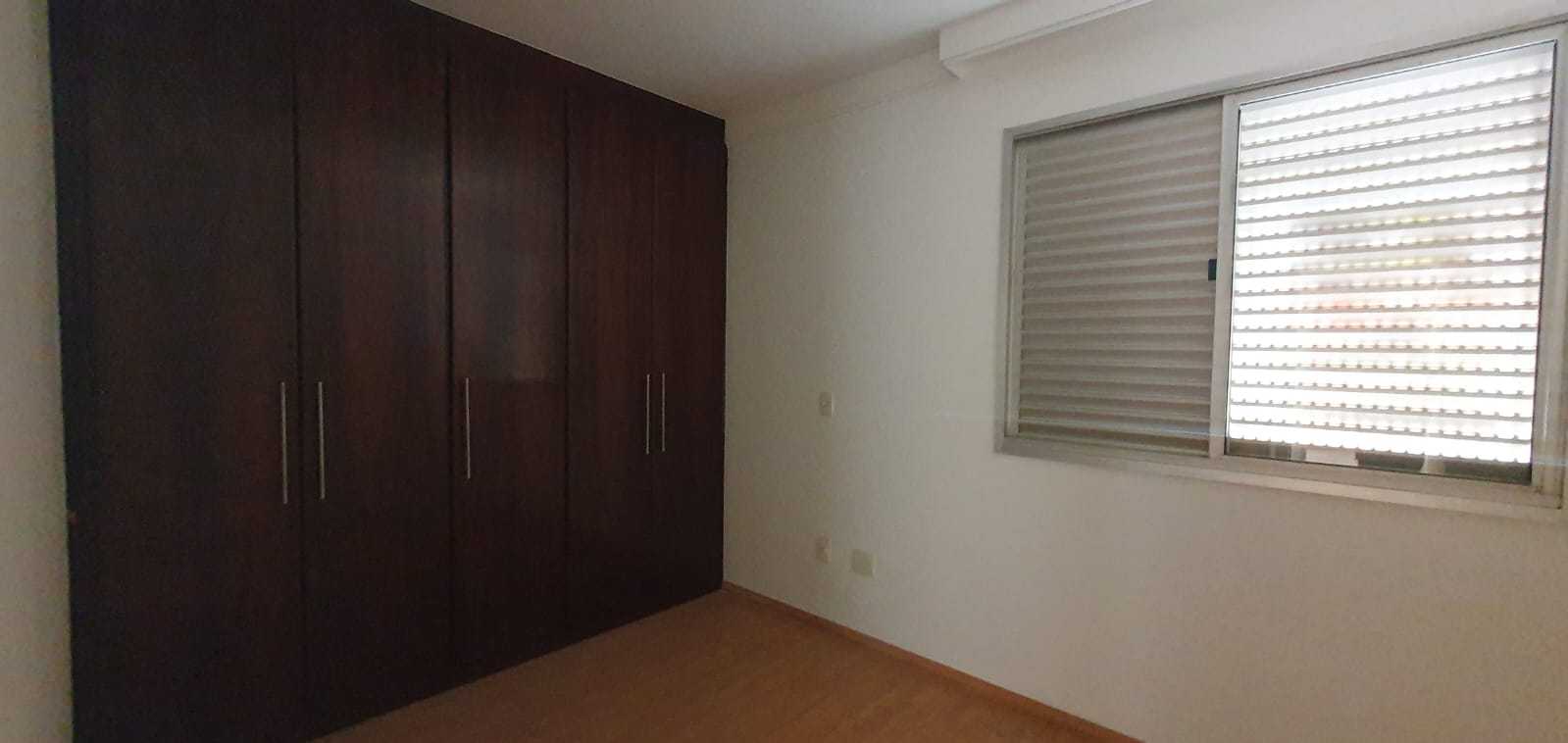 Apartamento à venda com 4 quartos, 135m² - Foto 11