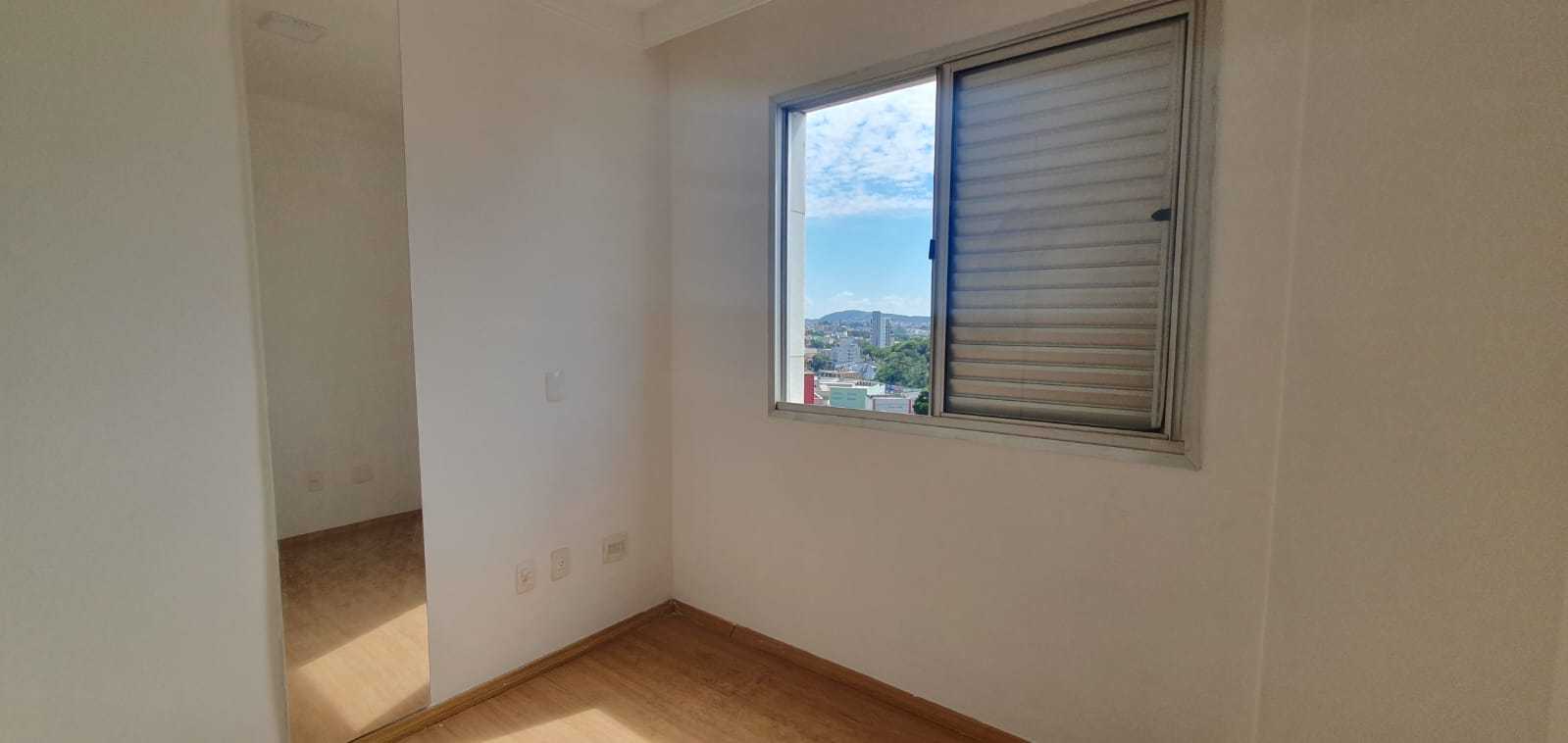 Apartamento à venda com 4 quartos, 135m² - Foto 13