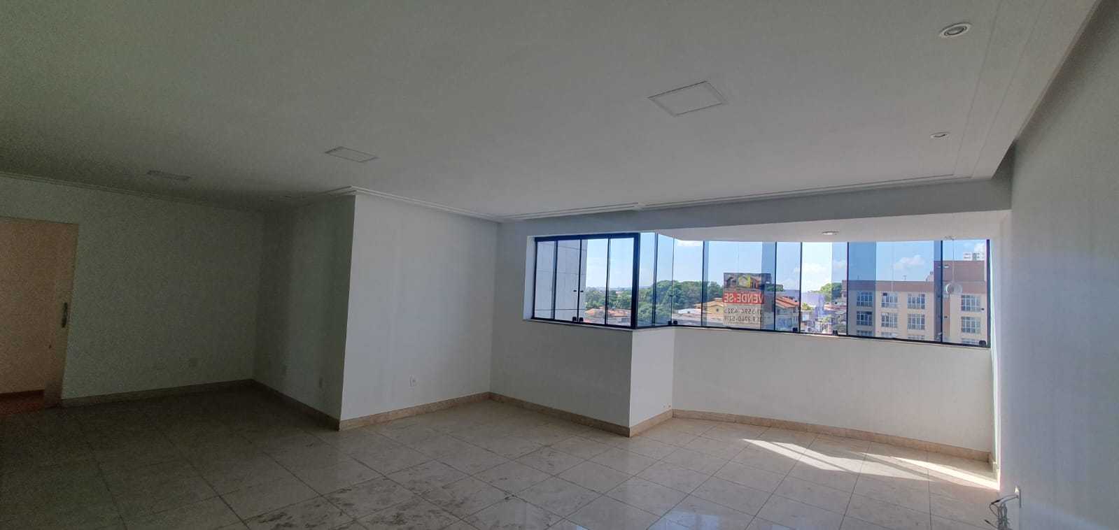 Apartamento à venda com 4 quartos, 135m² - Foto 1