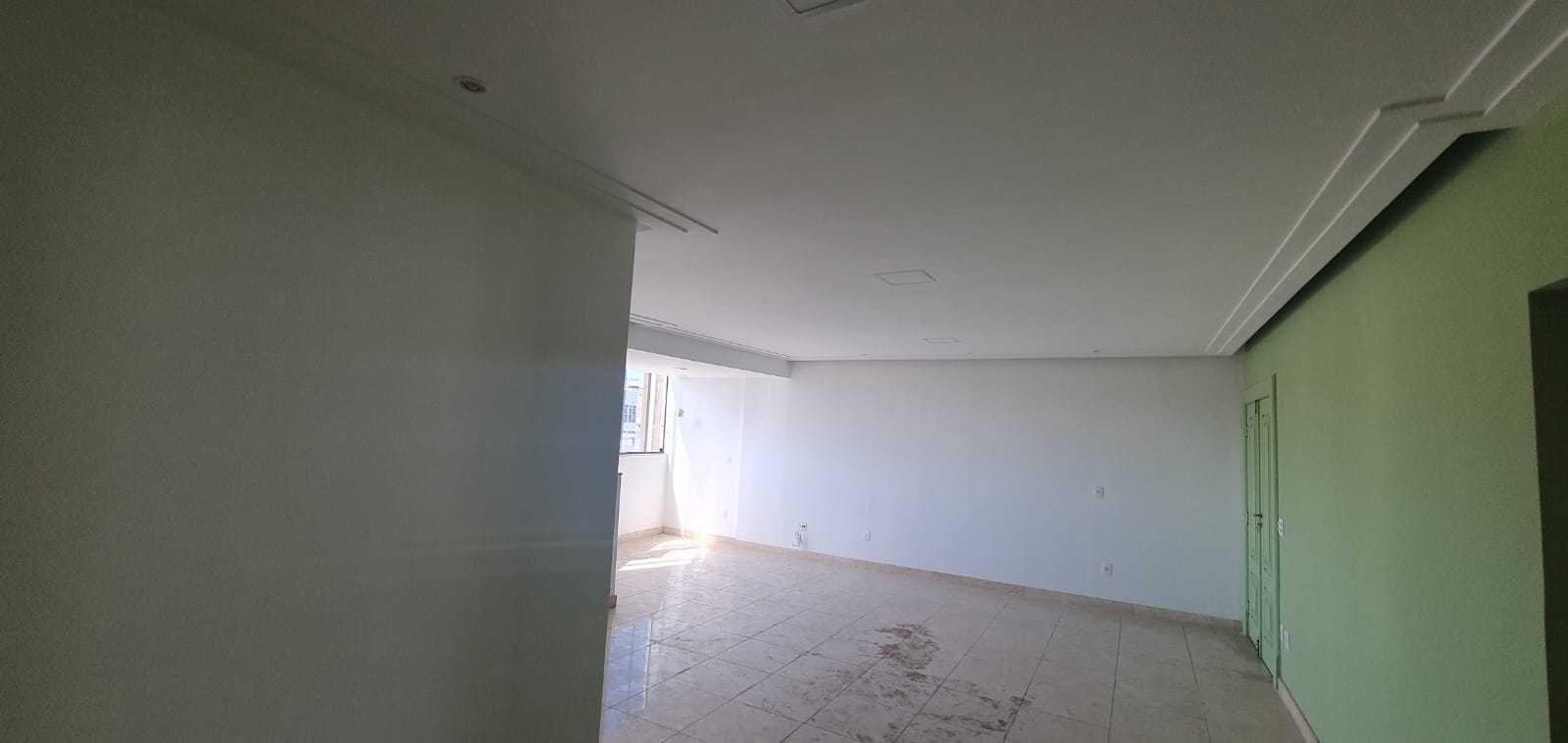 Apartamento à venda com 4 quartos, 135m² - Foto 3