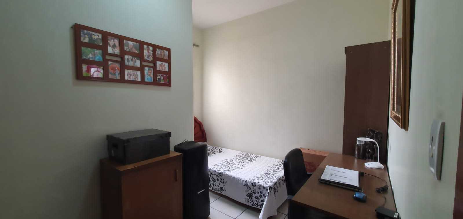 Casa à venda com 10 quartos, 360m² - Foto 7