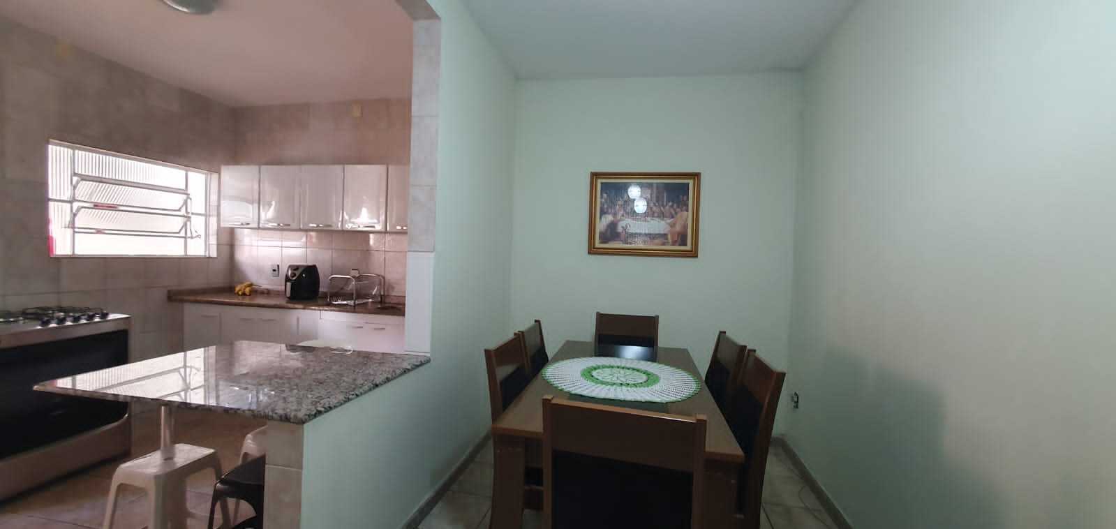 Casa à venda com 10 quartos, 360m² - Foto 5