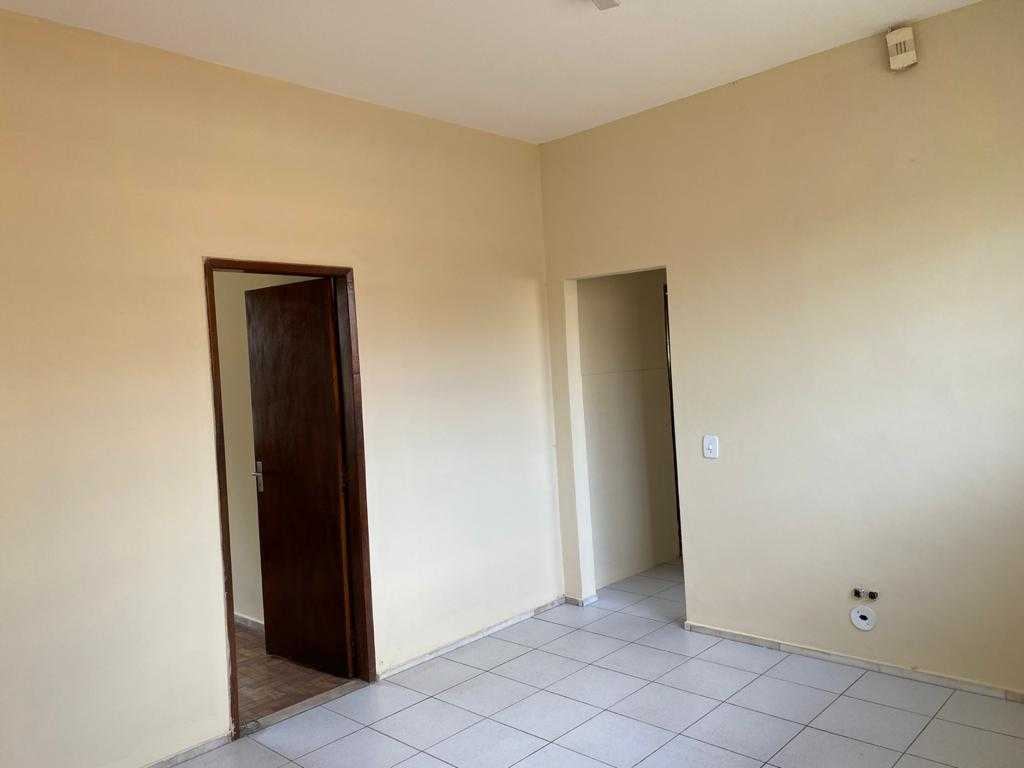 Casa à venda com 6 quartos, 550m² - Foto 10