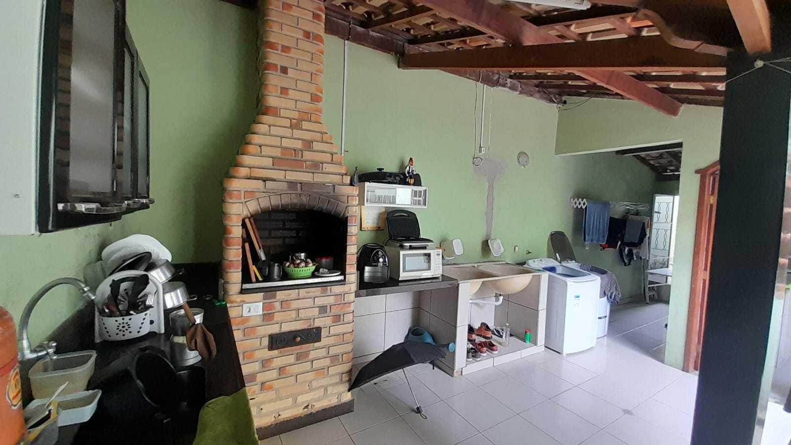 Casa à venda com 3 quartos, 247m² - Foto 14