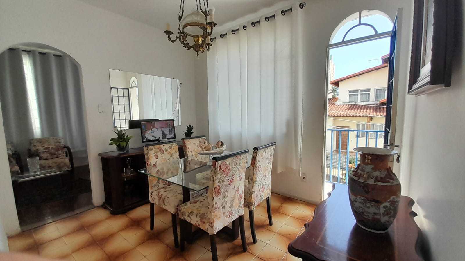 Apartamento à venda com 3 quartos, 116m² - Foto 1