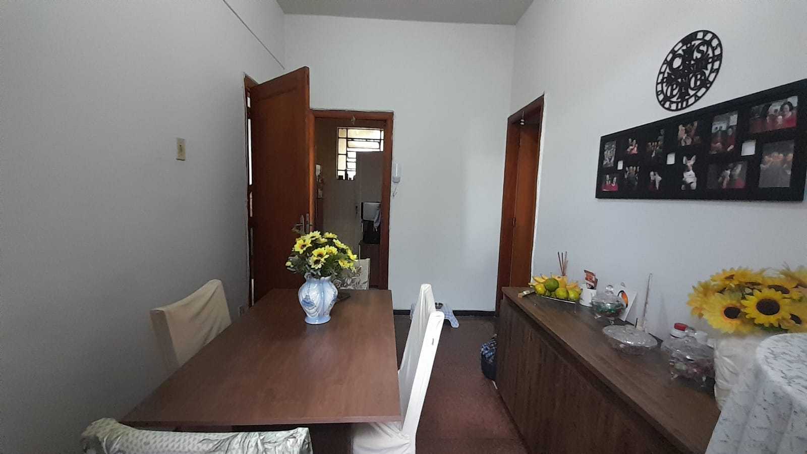 Apartamento à venda com 3 quartos, 97m² - Foto 1