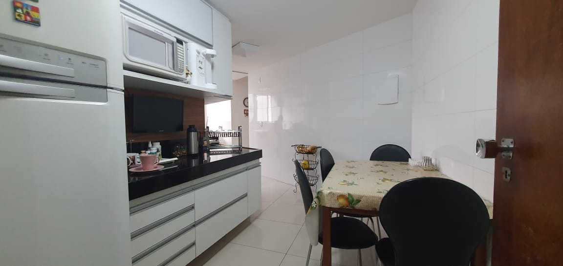 Apartamento à venda com 4 quartos, 160m² - Foto 9