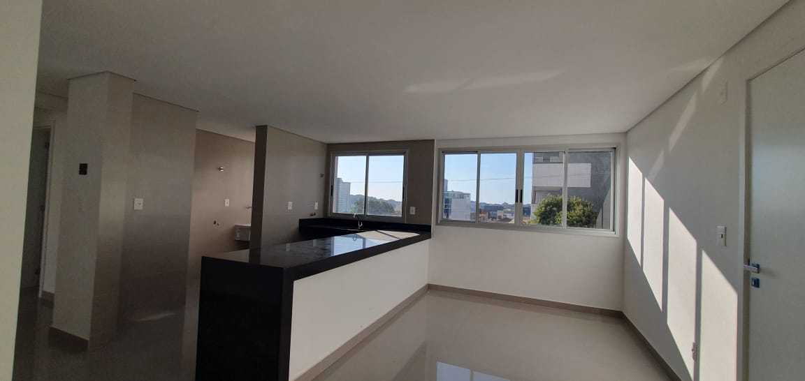 Apartamento à venda com 3 quartos, 148m² - Foto 1