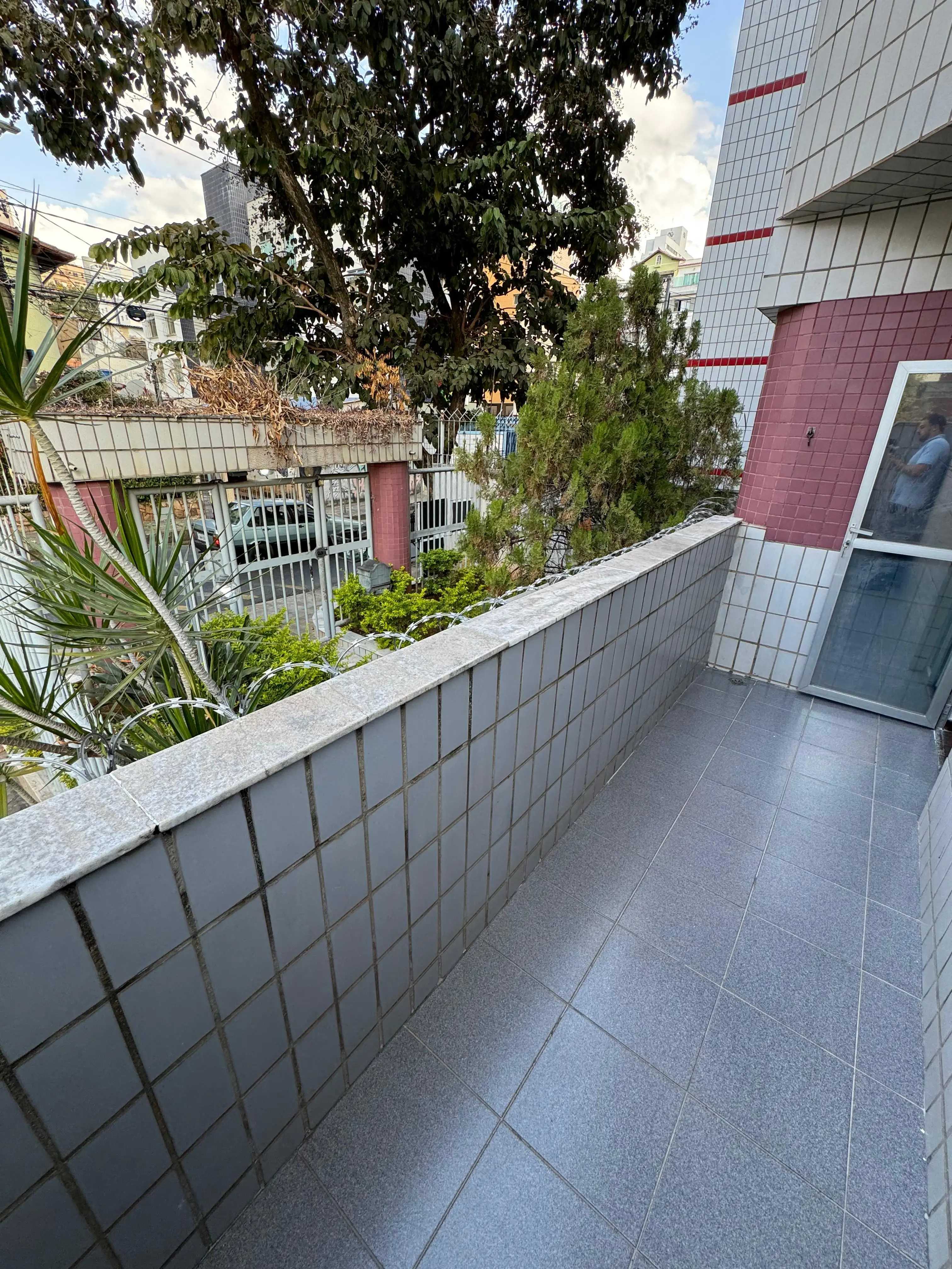 Apartamento à venda com 3 quartos, 98m² - Foto 4