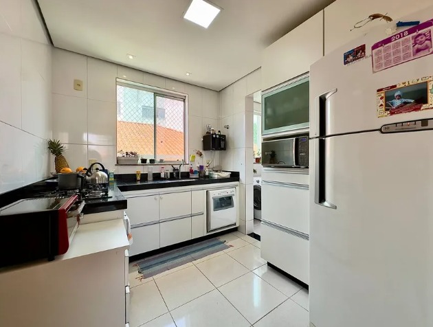 Apartamento à venda com 3 quartos, 85m² - Foto 7