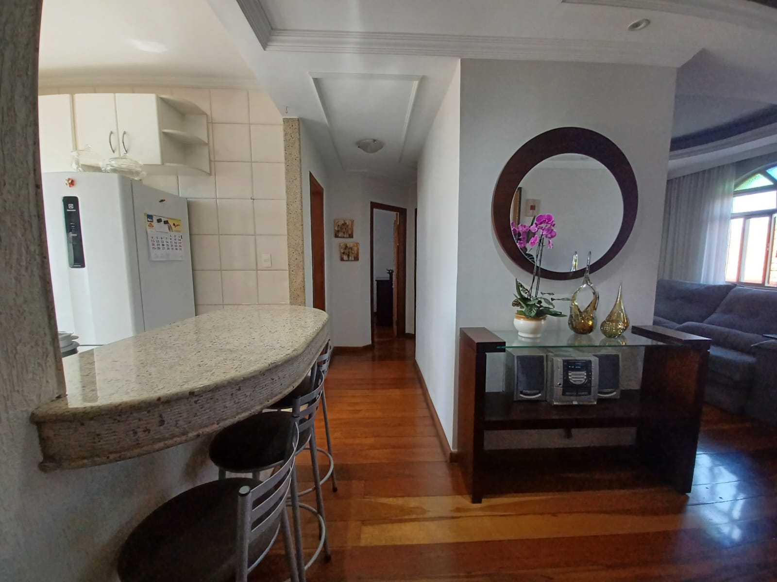 Apartamento à venda com 3 quartos, 68m² - Foto 2