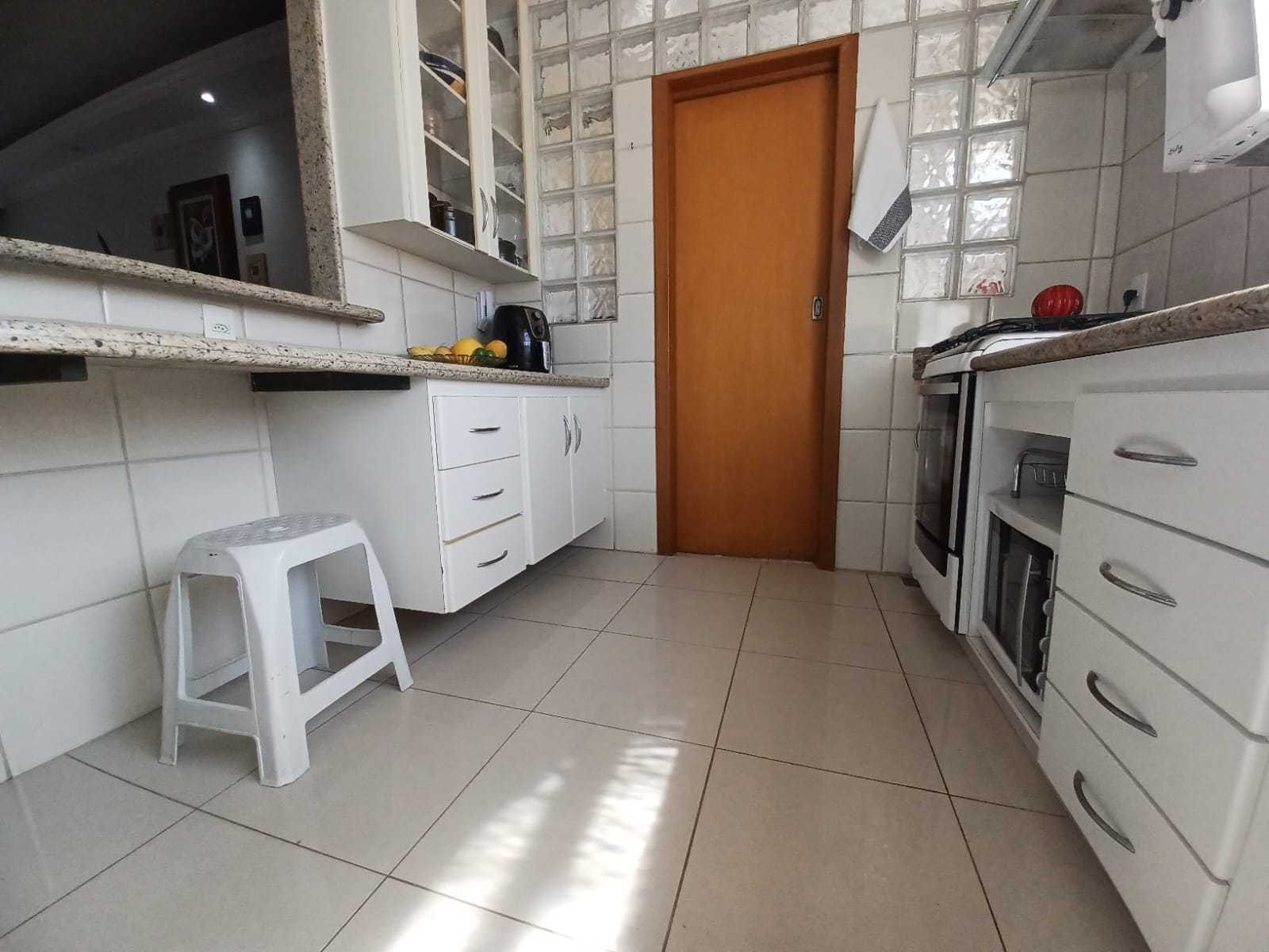 Apartamento à venda com 3 quartos, 68m² - Foto 13