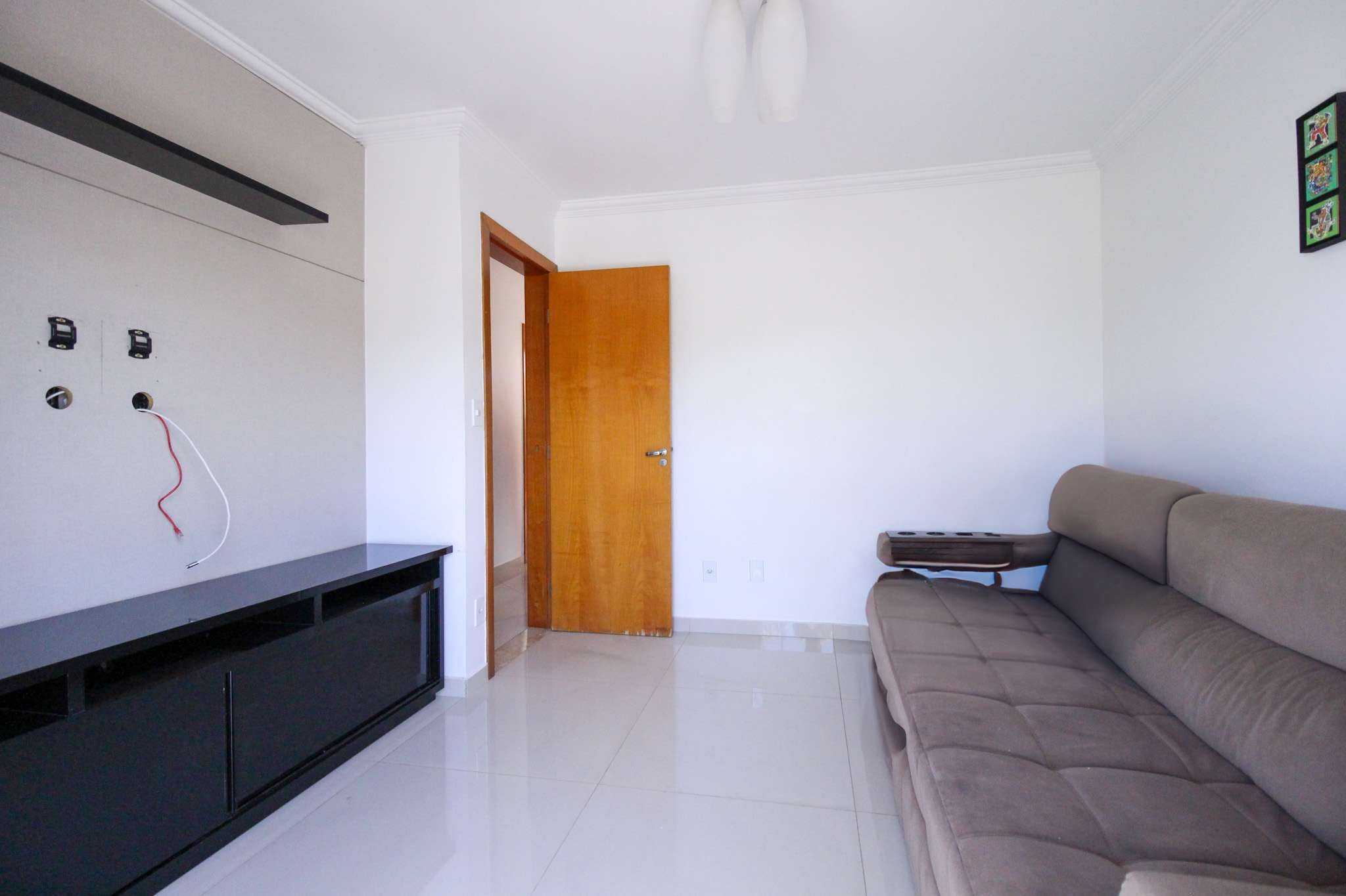 Apartamento à venda com 3 quartos, 78m² - Foto 4